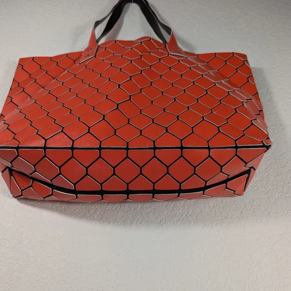 Patrizia Luca Red Geometric Faux Leather Tote Bag Modern Art Pop Chic Purse - Picture 12 of 13